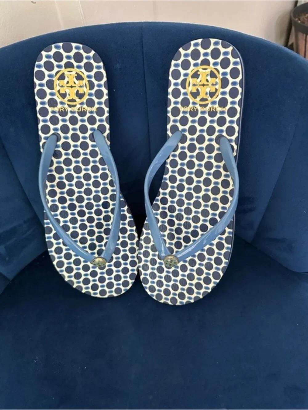 Tory Burch Blue Polka Dot Logo Flip Flops Thong Sandals Women’s Size 9
